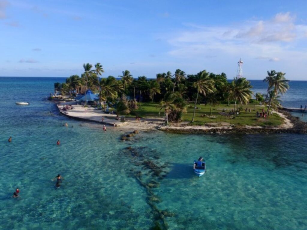 Tour Acuario & Haynes Cay en San Andrés Islas - Exploria®