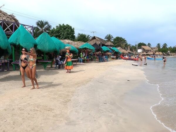 Combo Punta Arena + Bahía Rumbero Cartagena