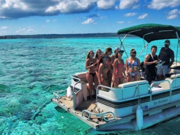 Combo Tour Bahía en Pontón + Vuelta a la Isla en Chiva San Andrés