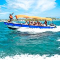 Combo Tour VIP + Vuelta a la Isla en Chiva San Andrés