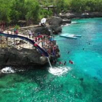 Combo Tour Bahía en Pontón + Vuelta a la Isla en Chiva San Andrés