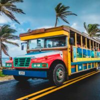 Combo Tour Bahía en Pontón + Vuelta a la Isla en Chiva San Andrés