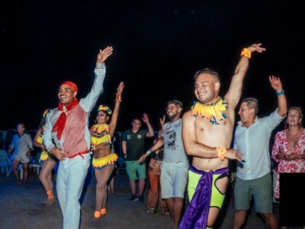 Fiesta Blanca en Catamarán en Santa Marta