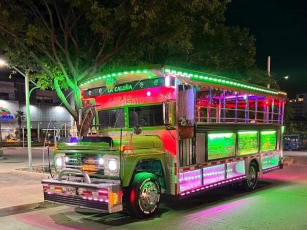 Promoción 2x1 Chiva Rumbera en Santa Marta