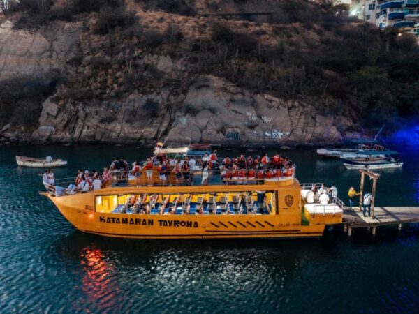 Promoción 2x1 Fiesta Blanca en Catamarán en Santa Marta