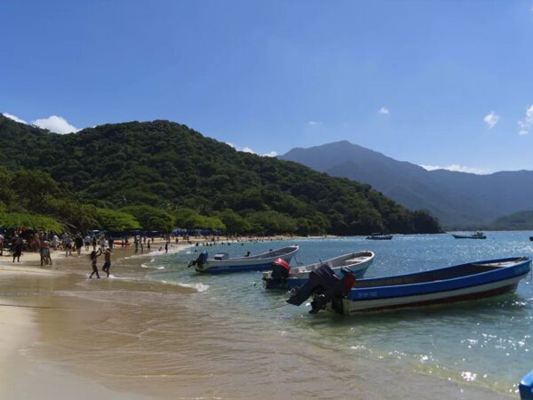 Promoción 2x1 Playa Cristal Parque Tayrona en Santa Marta