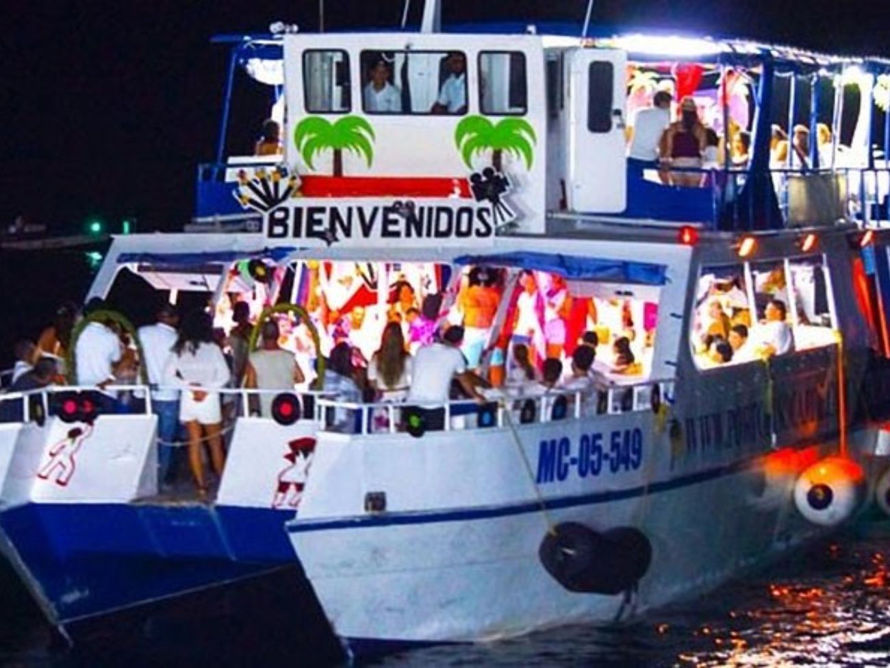 Yate Rumba San Andres fiesta nocturna